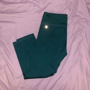 Fabletics Cropped Leggings